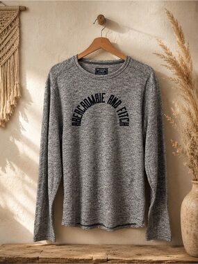 Abercrombie & Fitch Graphic Grey Shirt Long Sleeve‎ Large